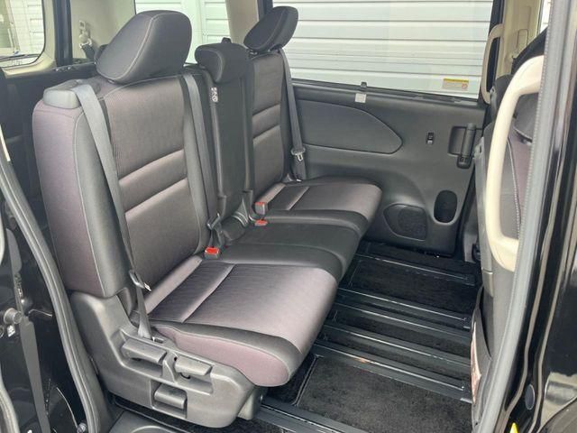 NISSAN SERENA  S-HYBRID 2016