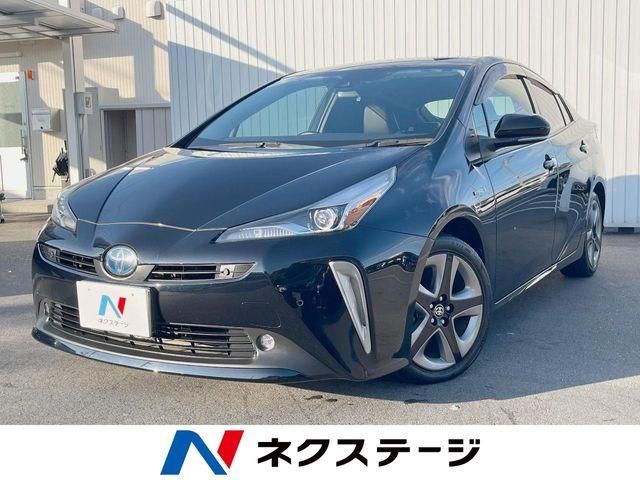 TOYOTA PRIUS 2019