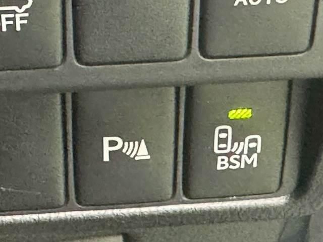 TOYOTA LEXUS IS300h 2018