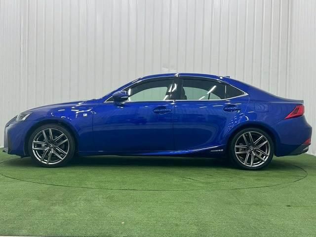 TOYOTA LEXUS IS300h 2018