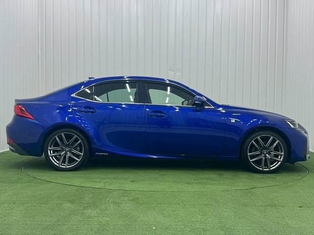 TOYOTA LEXUS IS300h 2018
