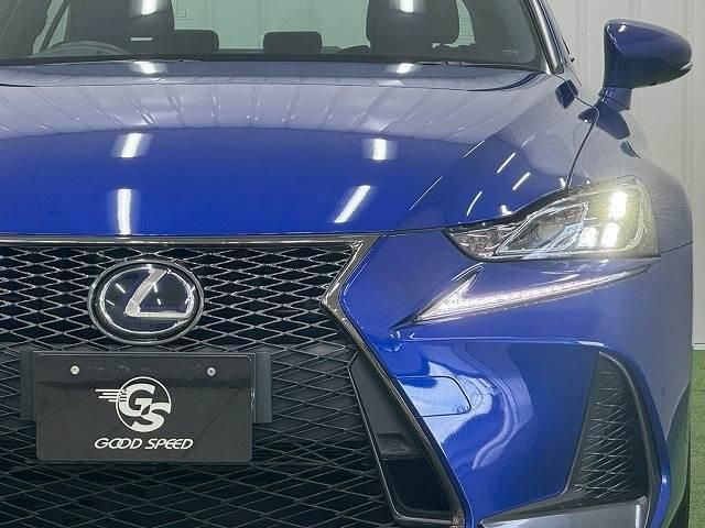TOYOTA LEXUS IS300h 2018