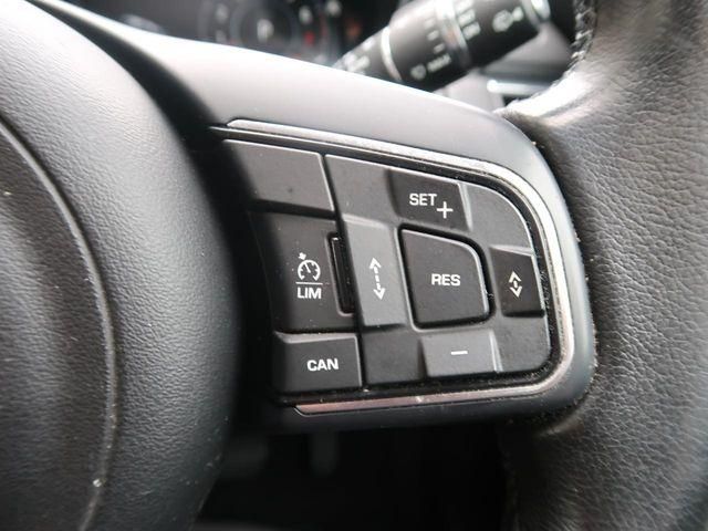 JAGUAR JAGUAR E-PACE 2018