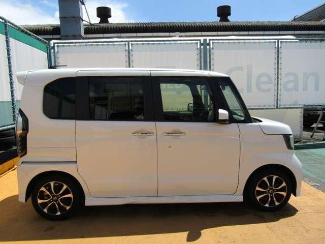 HONDA N BOX CUSTOM 2017