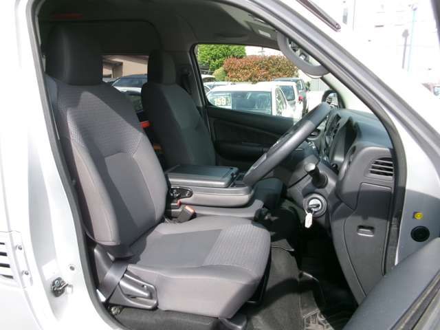 NISSAN NV350 CARAVAN 1.15t 2022