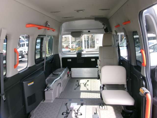 NISSAN NV350 CARAVAN 1.15t 2022