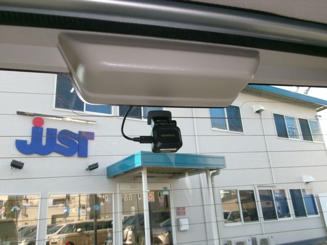 NISSAN SERENA  S-HYBRID 2019