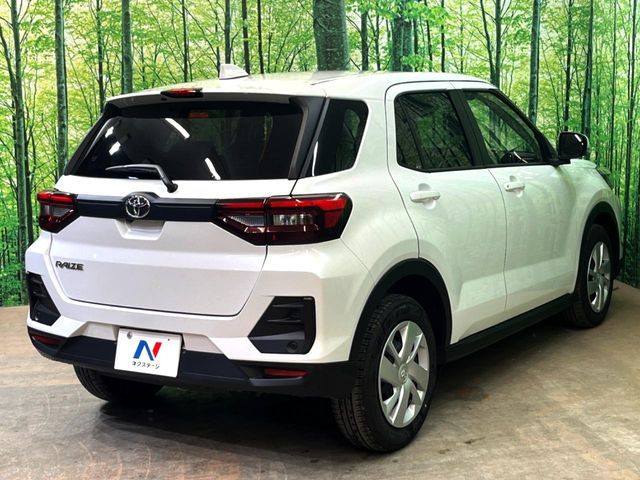 TOYOTA RAIZE 2025