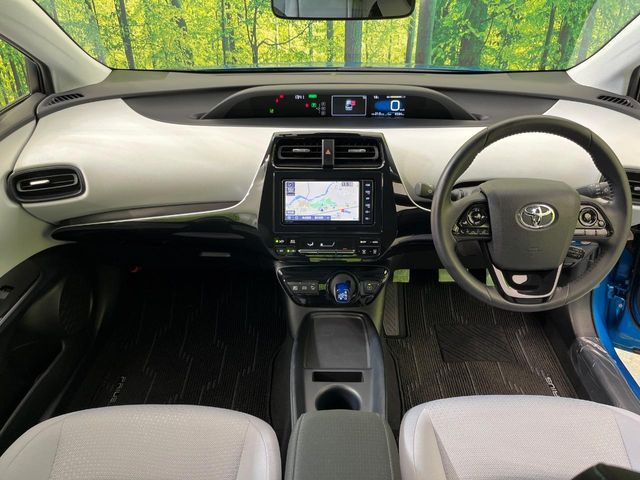 TOYOTA PRIUS 2019