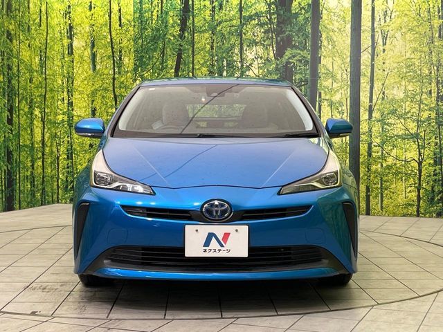 TOYOTA PRIUS 2019