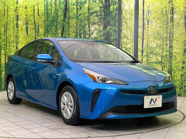 TOYOTA PRIUS 2019