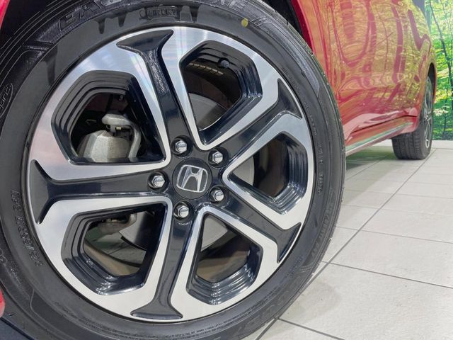 HONDA VEZEL HYBRID 2017