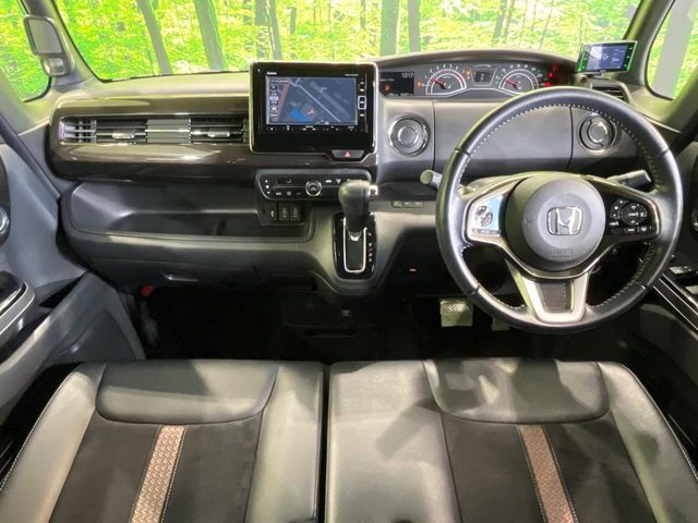 HONDA N BOX CUSTOM 2019