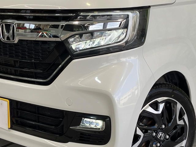 HONDA N BOX CUSTOM 2019