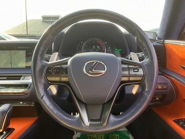 TOYOTA LEXUS LC500h 2017