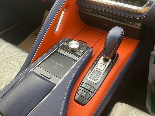 TOYOTA LEXUS LC500h 2017