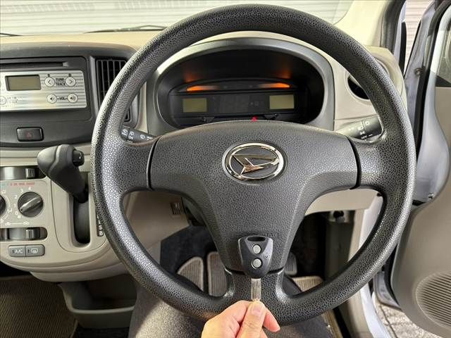 DAIHATSU MIRA e:S 4WD 2013