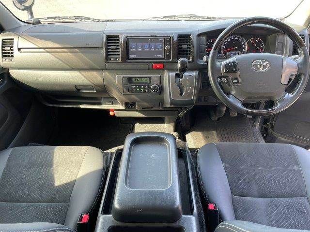TOYOTA HIACE van 2WD 2017