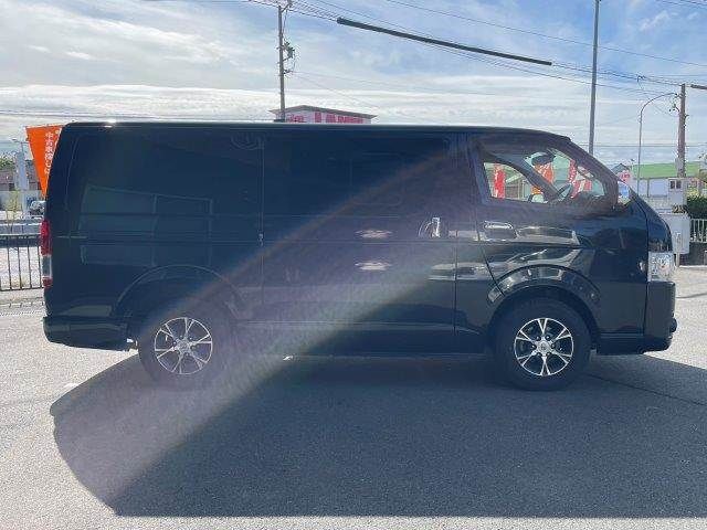 TOYOTA HIACE van 2WD 2017