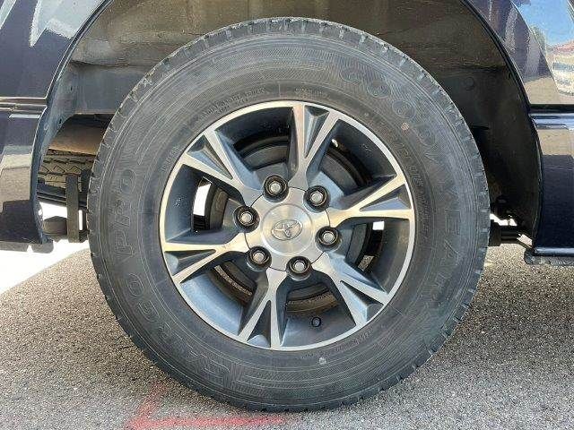 TOYOTA HIACE van 2WD 2017