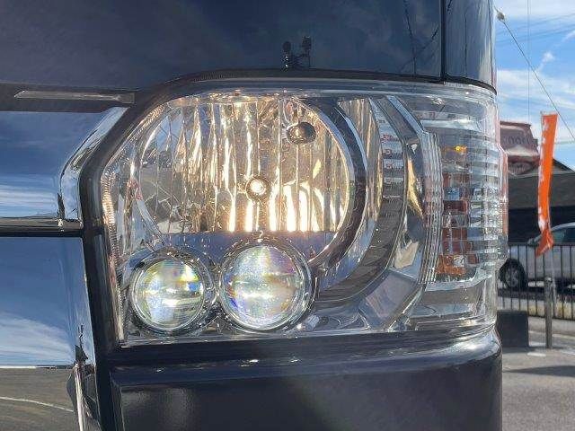 TOYOTA HIACE van 2WD 2018