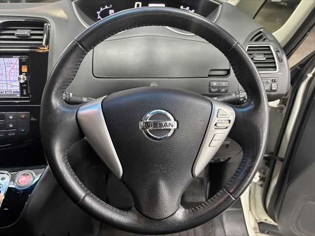 NISSAN SERENA  S-HYBRID 2014