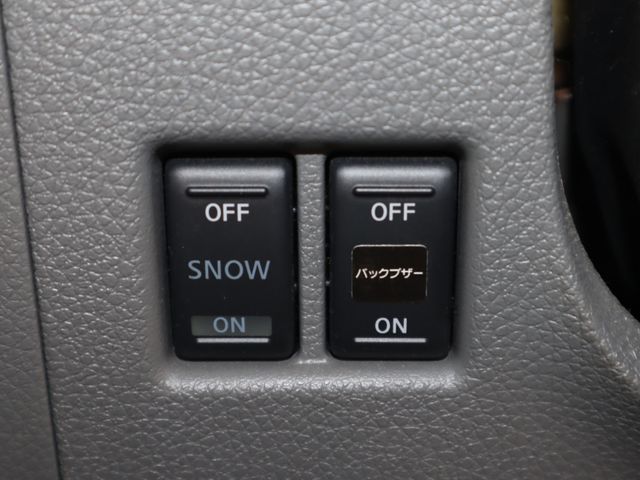 NISSAN NV350 CARAVAN 2019