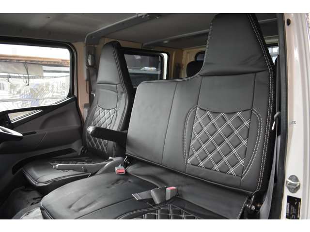 MITSUBISHI CANTER 2015