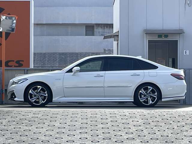 TOYOTA CROWN sedan hybrid 2018