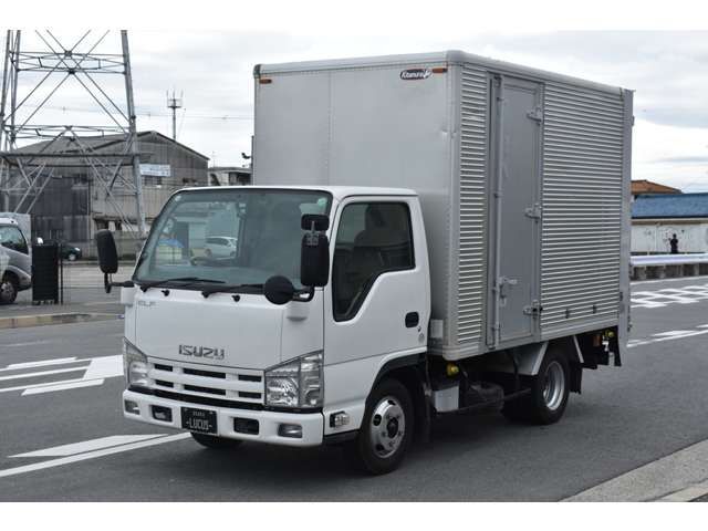 ISUZU ELF 2014
