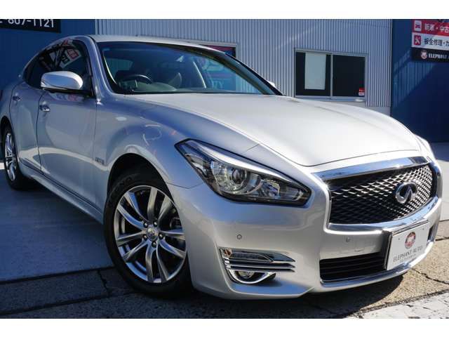 NISSAN FUGA HYBRID 2016