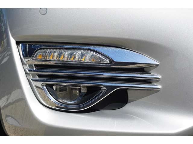 NISSAN FUGA HYBRID 2016