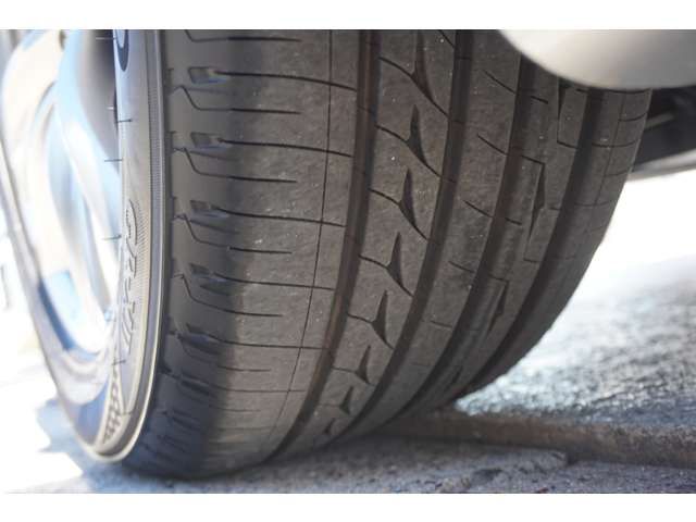 NISSAN FUGA HYBRID 2016