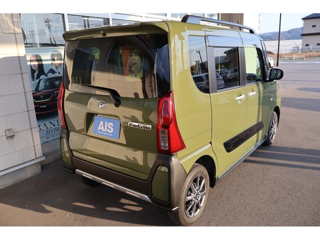 DAIHATSU TANTO FAN CROSS 4WD 2024