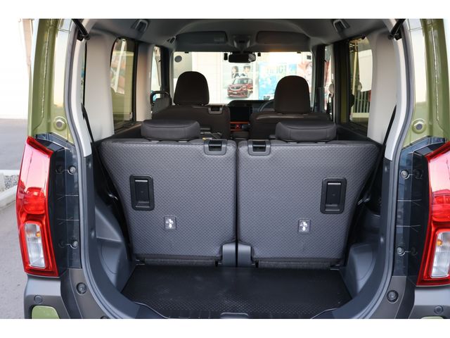 DAIHATSU TANTO FAN CROSS 4WD 2024