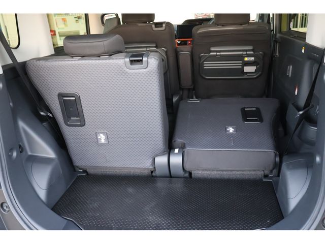 DAIHATSU TANTO FAN CROSS 4WD 2024