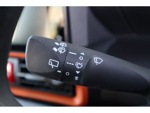 DAIHATSU TANTO FAN CROSS 4WD 2024