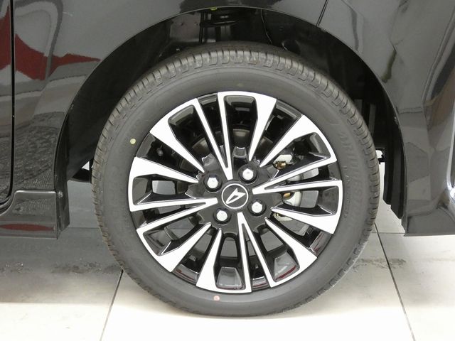 DAIHATSU TANTO CUSTOM 4WD 2025