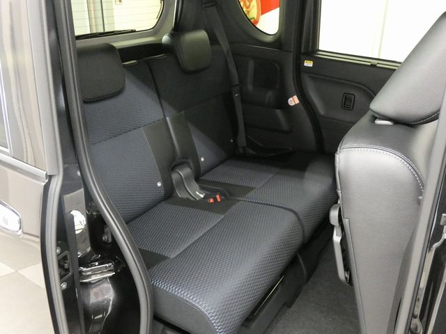 DAIHATSU TANTO CUSTOM 4WD 2025