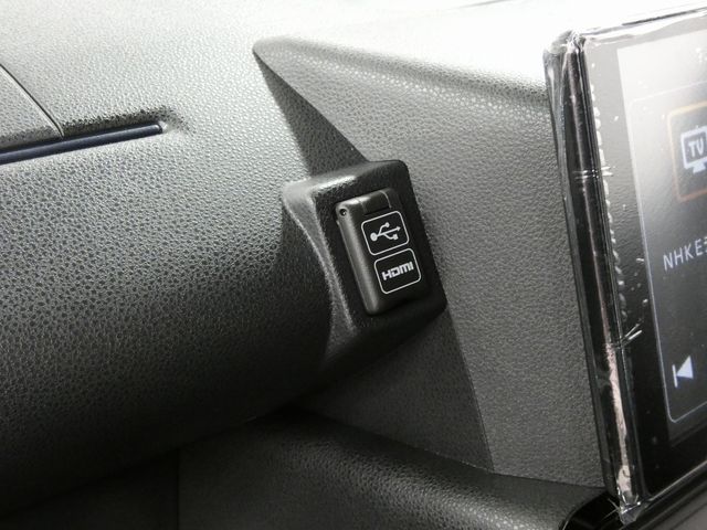 DAIHATSU TANTO CUSTOM 4WD 2025