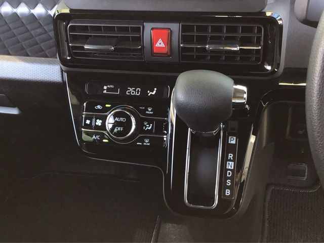 DAIHATSU TANTO CUSTOM 2020