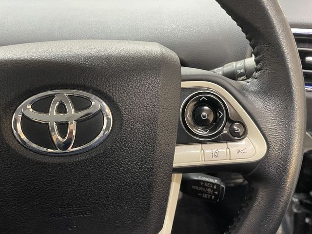 TOYOTA PRIUS 2017