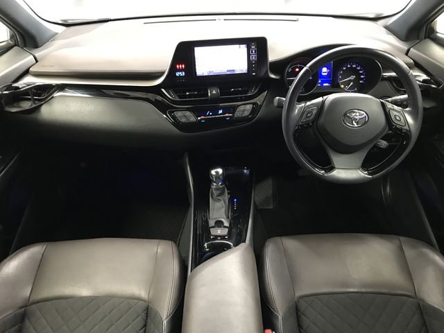 TOYOTA C-HR 2017