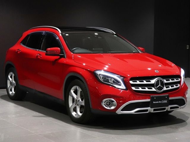 MERCEDES BENZ MERCEDES BENZ GLA class 2018