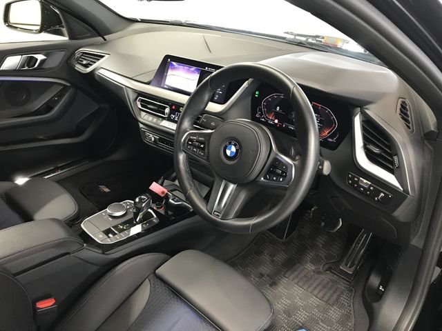 BMW BMW 1series 2020