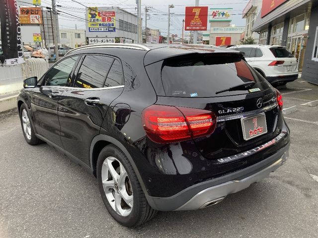 MERCEDES BENZ MERCEDES BENZ GLA class 2017