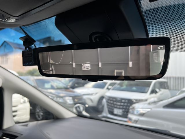 TOYOTA VELLFIRE 2020