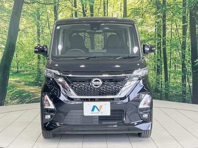 NISSAN ROOX 2021