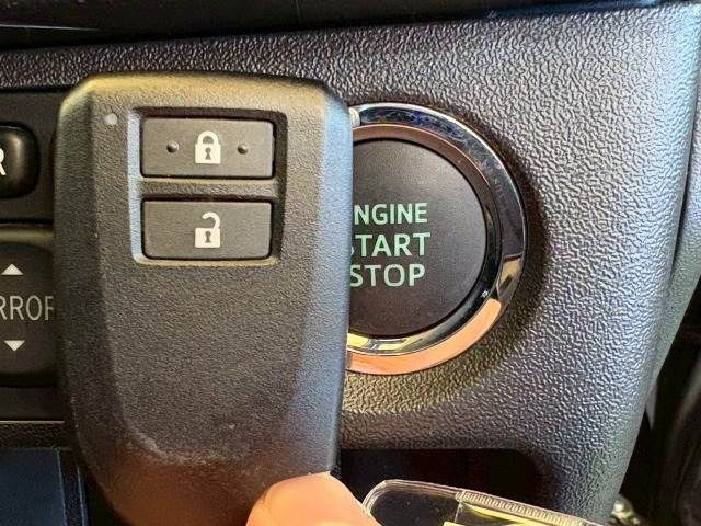 TOYOTA HIACE van 2WD 2020