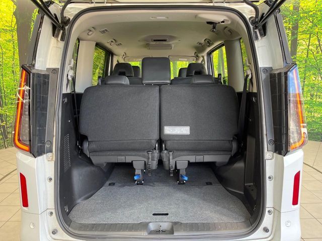 NISSAN SERENA  WG 2023